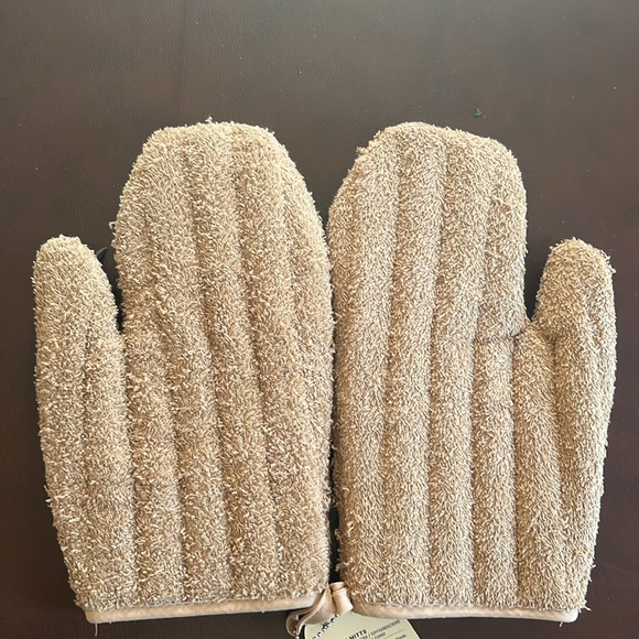 Genuine Fred BEAR HANDS Oven Mitts Heat Resistant Silicone NWT - Picture 5 of 12